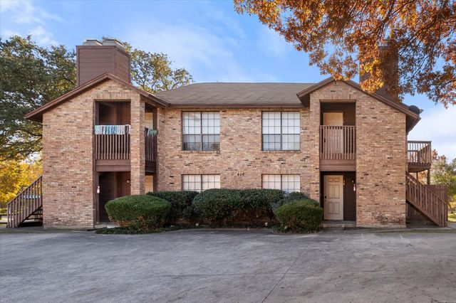 406 E Denton Drive 35, Euless, TX 76039
