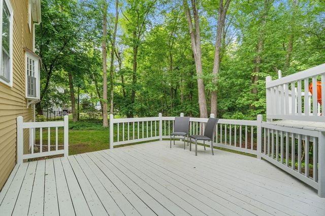 28 Old Village Road, Acton, MA 01720
