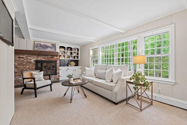 28 Old Village Road, Acton, MA 01720