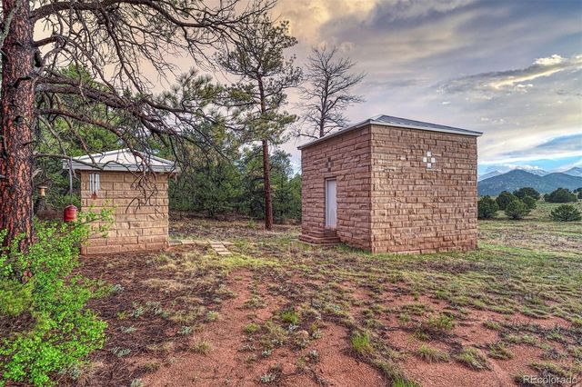 99 Bradburn Road, Cotopaxi, CO 81223