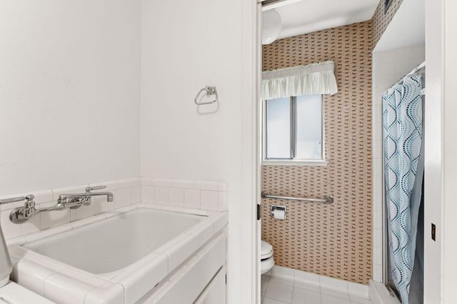 1519 Mckinley Ave, Woodland, CA 95695