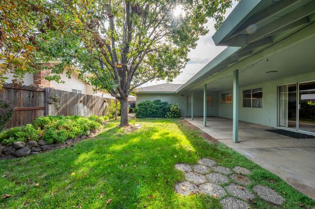 1519 Mckinley Ave, Woodland, CA 95695