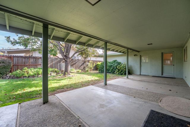 1519 Mckinley Ave, Woodland, CA 95695