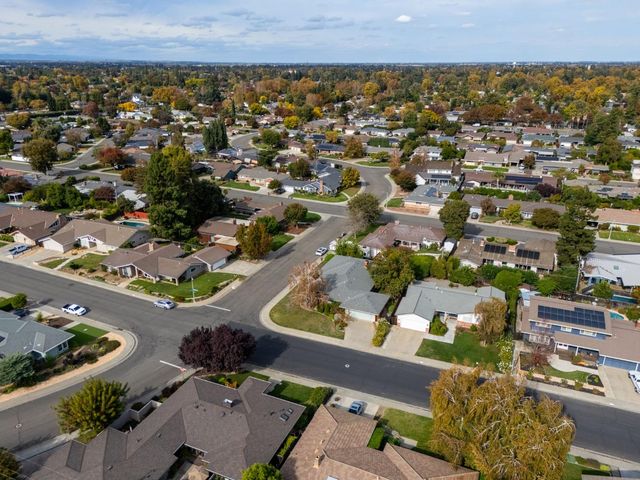 1519 Mckinley Ave, Woodland, CA 95695