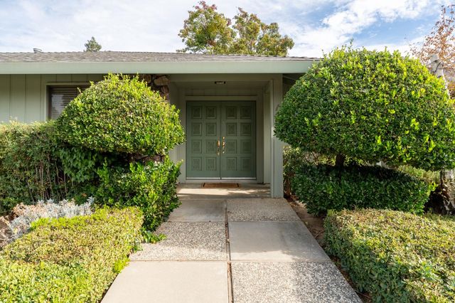 1519 Mckinley Ave, Woodland, CA 95695