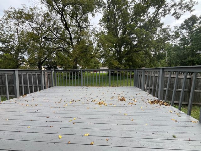 150 Wilson Place, Oswego, IL 60543