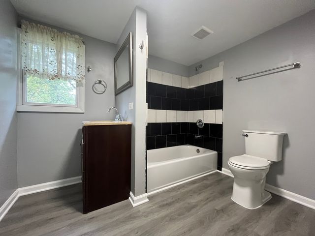 150 Wilson Place, Oswego, IL 60543