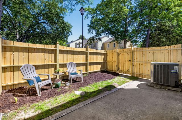 1700 Township Circle, Raleigh, NC 27609