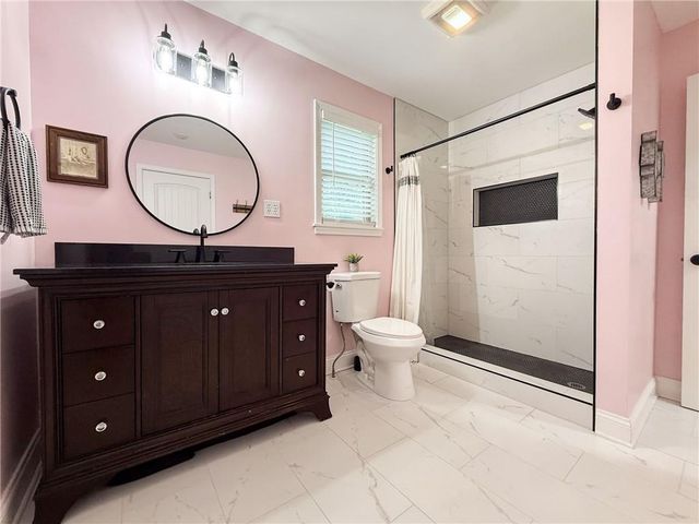 5806 Stonehaven Drive NW, Kennesaw, GA 30152