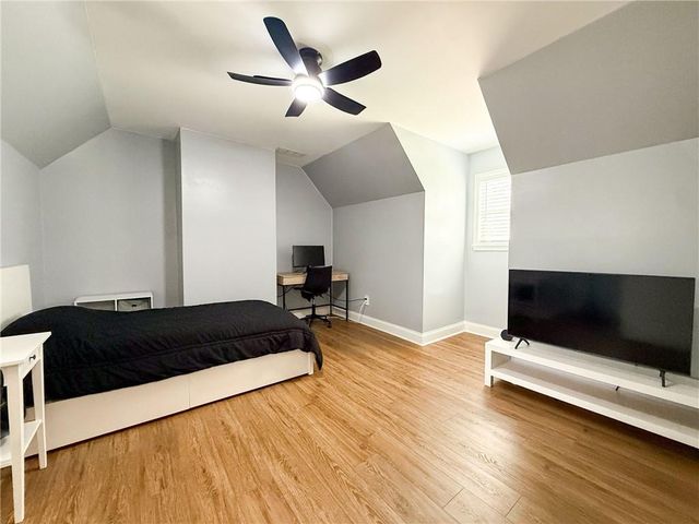 5806 Stonehaven Drive NW, Kennesaw, GA 30152