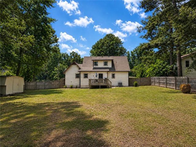 5806 Stonehaven Drive NW, Kennesaw, GA 30152