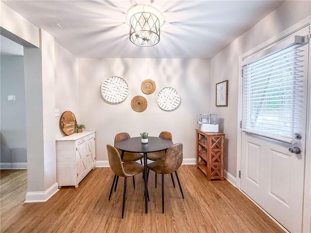 5806 Stonehaven Drive NW, Kennesaw, GA 30152