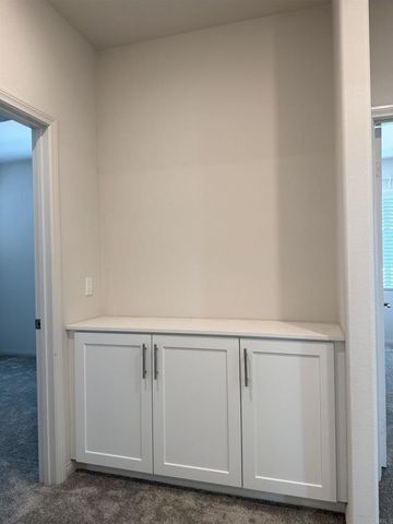 1528 Wingwood Lane, Vista, CA 92083