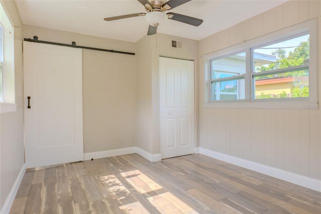 2553 18TH AVENUE N, St Petersburg, FL 33713