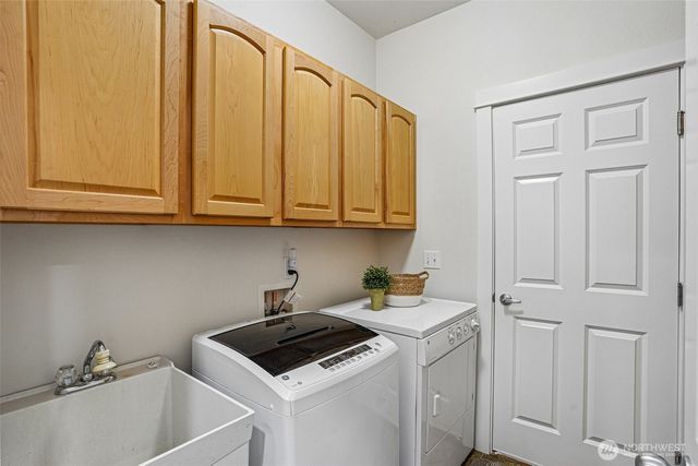 1043 Potlatch Dr, Fox Island, WA 98333