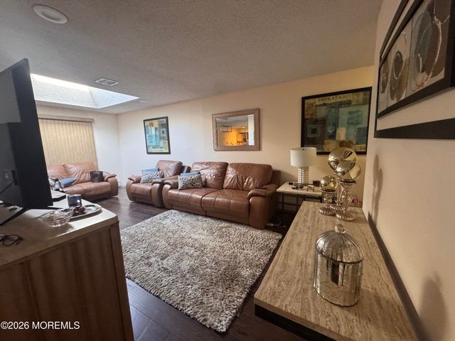 97B Salix Plaza, Monroe, NJ 08831