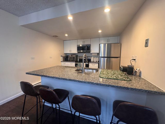 97B Salix Plaza, Monroe, NJ 08831
