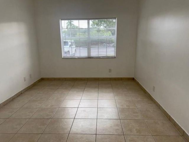 660 Cypress Club Way F, Pompano Beach, FL 33064