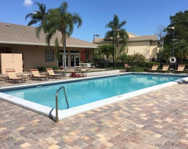 660 Cypress Club Way F, Pompano Beach, FL 33064
