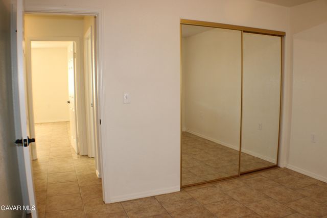 8472 Viburnum Avenue, California City, CA 93505