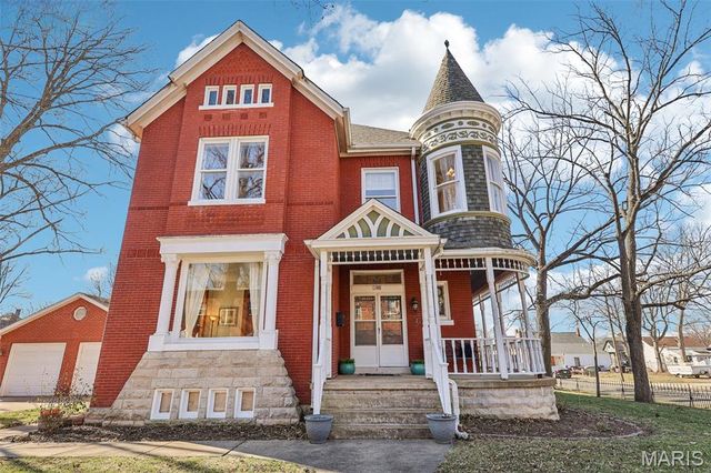 102 S Monroe Street, Freeburg, IL 62243