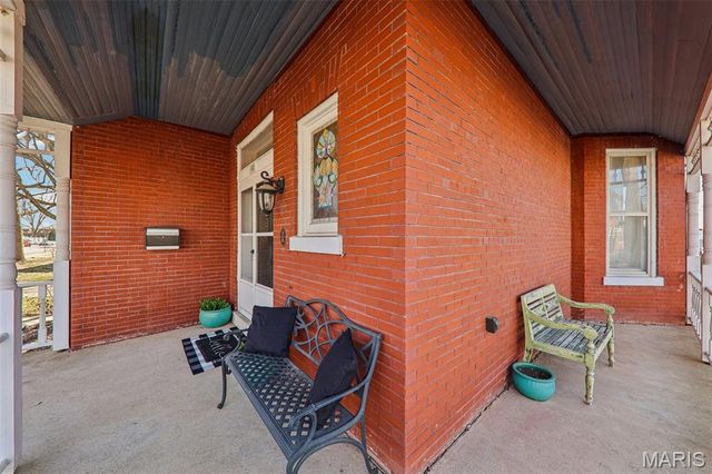 102 S Monroe Street, Freeburg, IL 62243
