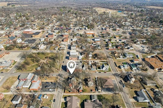 102 S Monroe Street, Freeburg, IL 62243