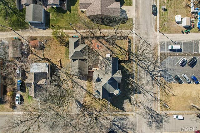 102 S Monroe Street, Freeburg, IL 62243