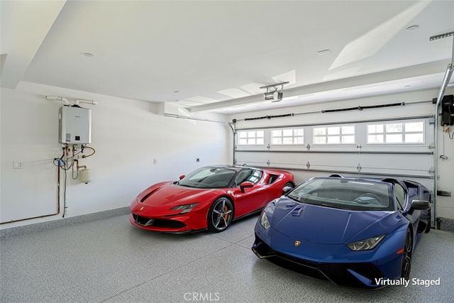 109 9th, Huntington Beach, CA 92648