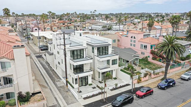 109 9th, Huntington Beach, CA 92648