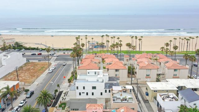 109 9th, Huntington Beach, CA 92648