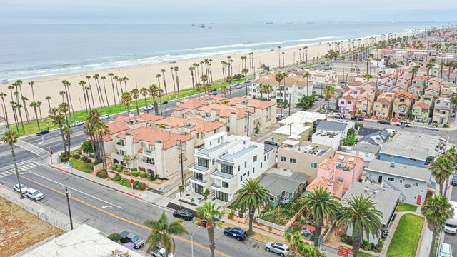 109 9th, Huntington Beach, CA 92648