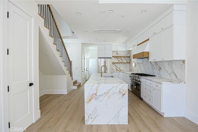 109 9th, Huntington Beach, CA 92648