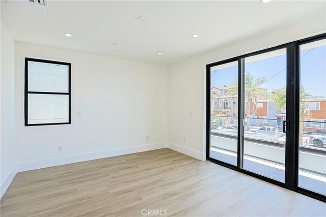 109 9th, Huntington Beach, CA 92648