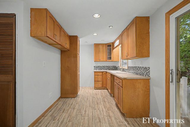 3739 Grape Avenue Ne, Plainfield Twp, MI 49525
