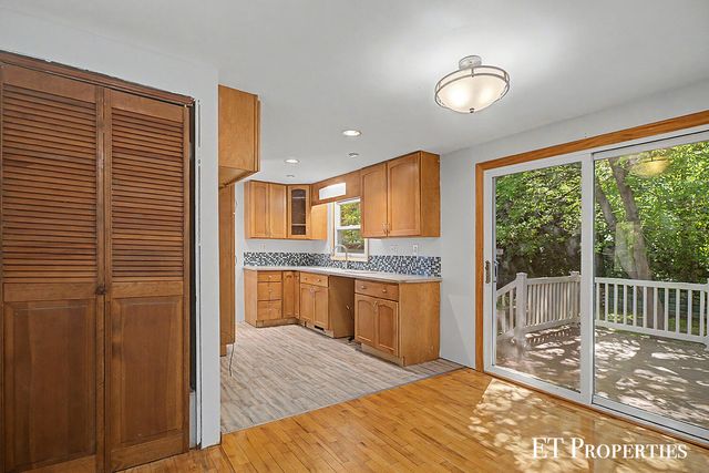 3739 Grape Avenue Ne, Plainfield Twp, MI 49525