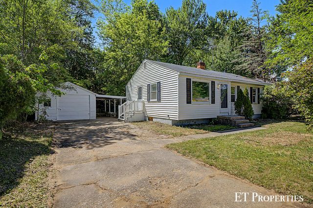 3739 Grape Avenue Ne, Plainfield Twp, MI 49525