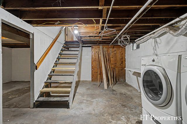 3739 Grape Avenue Ne, Plainfield Twp, MI 49525