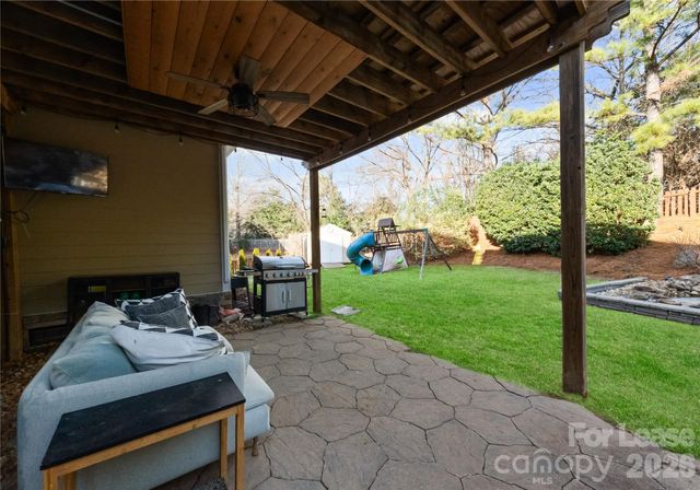 18047 Northport Drive, Cornelius, NC 28031