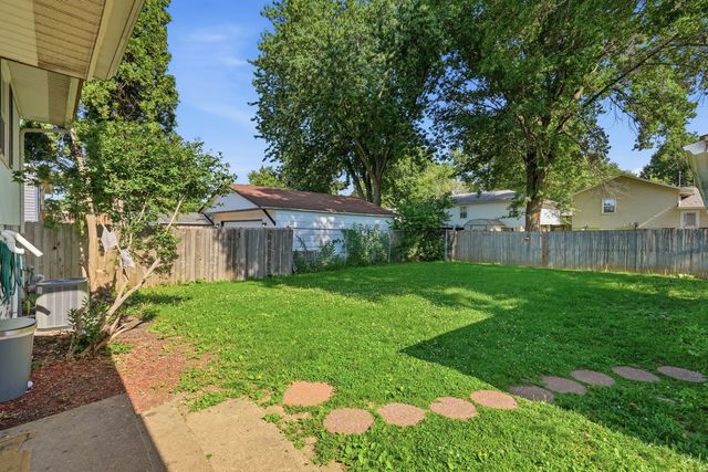 1804 W 54th Street, Davenport, IA 52806