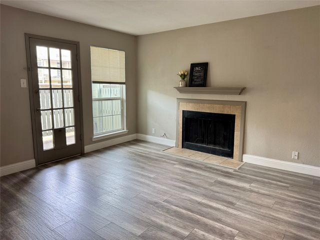 5981 Arapaho Road 303, Dallas, TX 75248