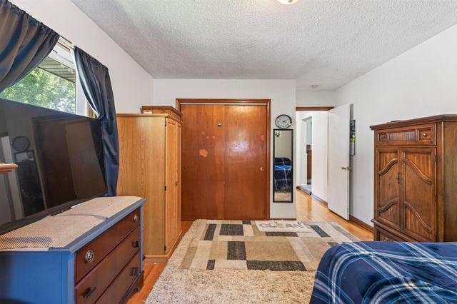 725 California Avenue E, Saint Paul, MN 55106