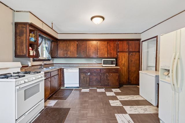 725 California Avenue E, Saint Paul, MN 55106