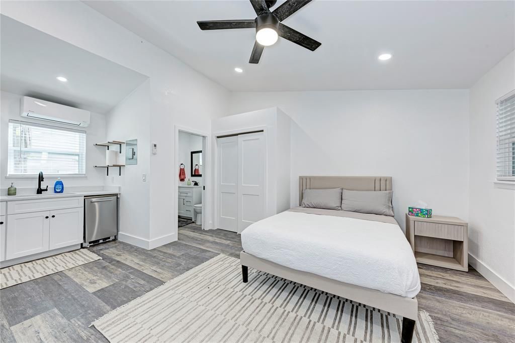 2302 Leon Leon ST 6, Austin, TX 78705