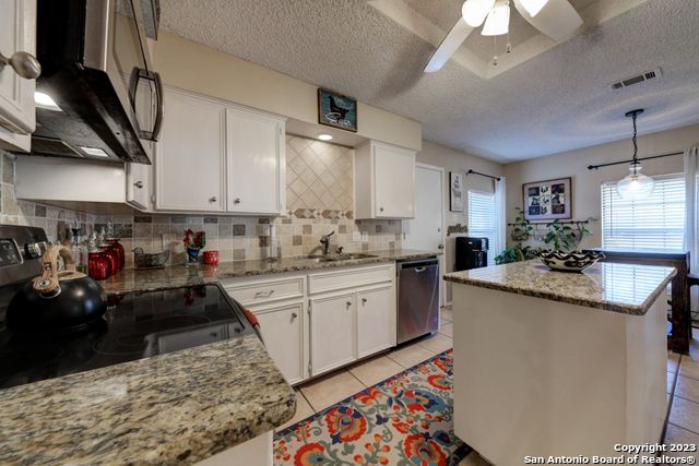 1229 RAPIDS RD, New Braunfels, TX 78130