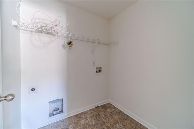 1135 Simonton Peak Way, Lawrenceville, GA 30045