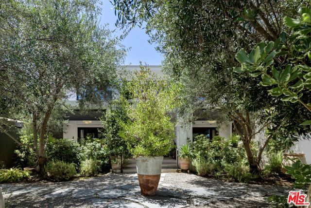 1743 N Curson Avenue, Los Angeles, CA 90046