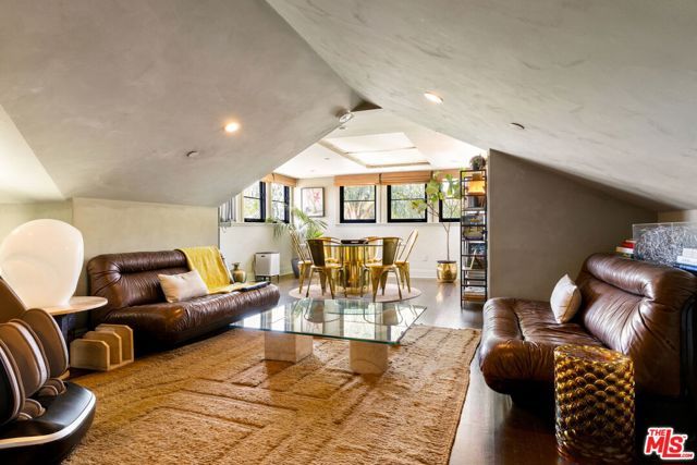 1743 N Curson Avenue, Los Angeles, CA 90046