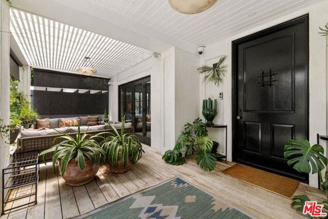 1743 N Curson Avenue, Los Angeles, CA 90046