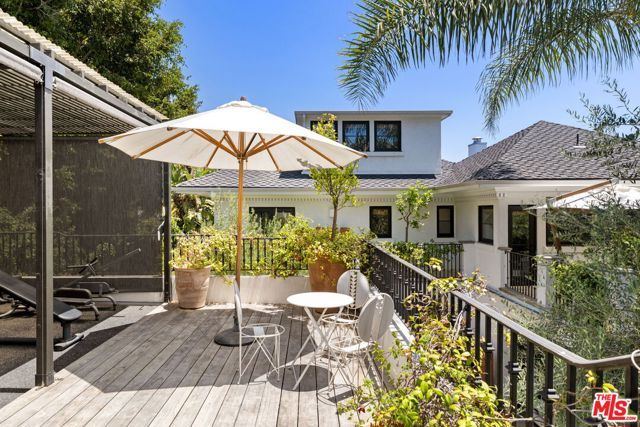 1743 N Curson Avenue, Los Angeles, CA 90046